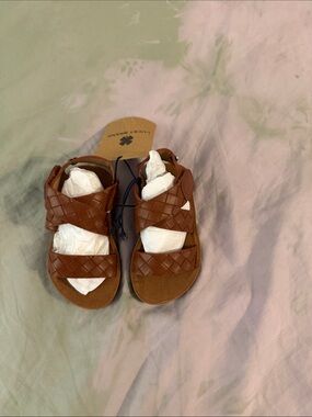 Lucky Brand Kids Tan Woven Strap Sandals